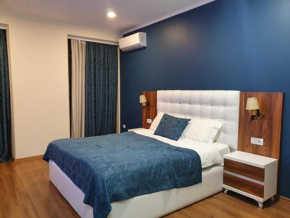 The Fresh Wave Hotel Батуми Екстериор снимка