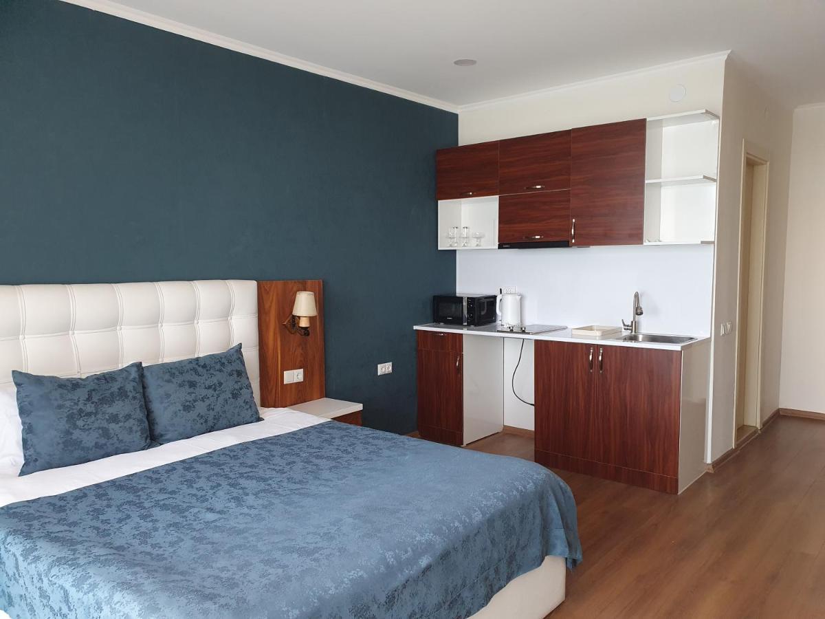 The Fresh Wave Hotel Батуми Екстериор снимка