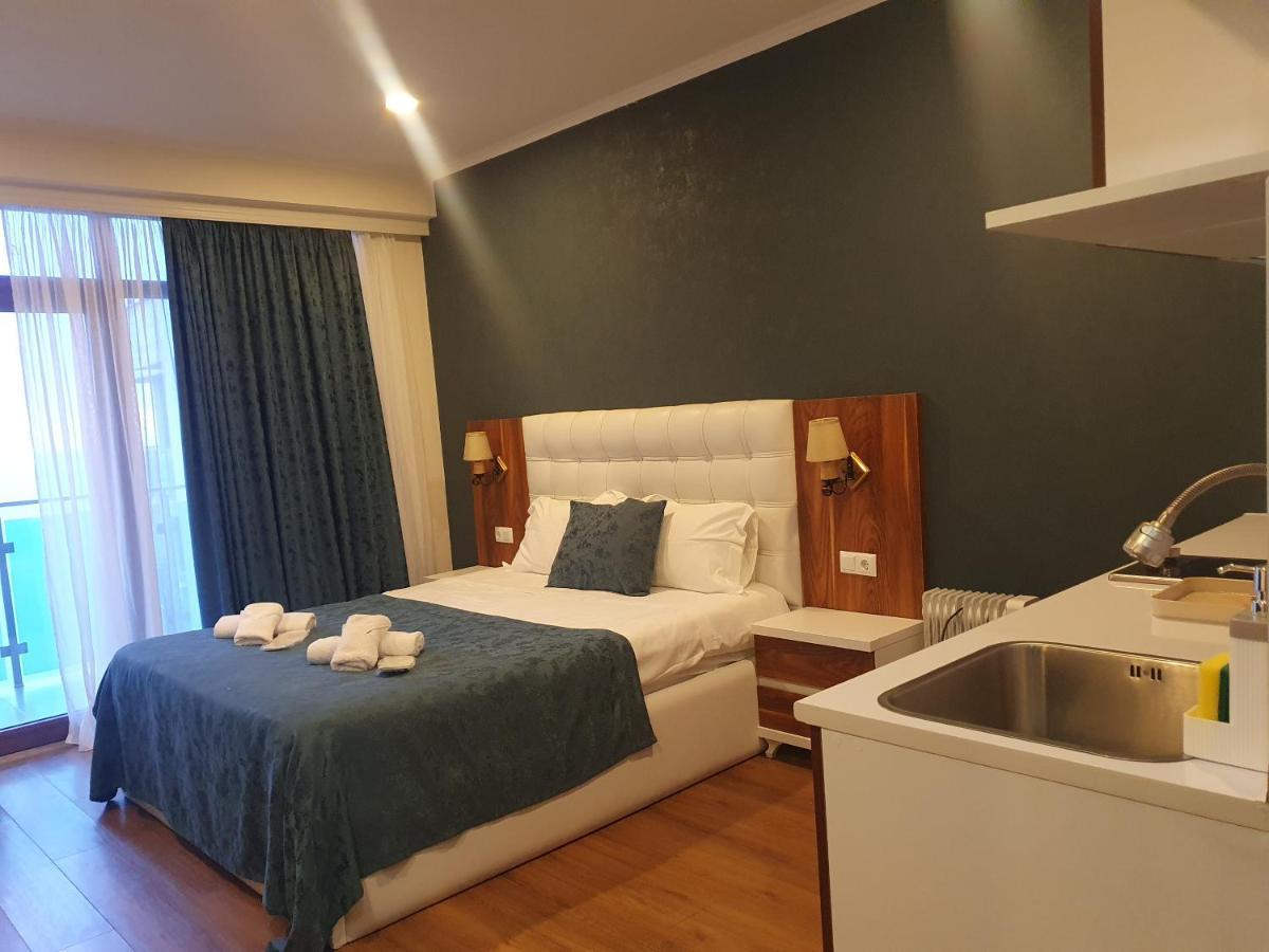 The Fresh Wave Hotel Батуми Екстериор снимка