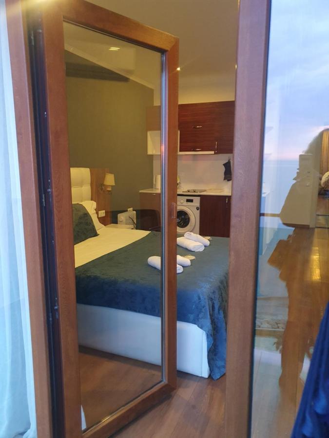 The Fresh Wave Hotel Батуми Екстериор снимка