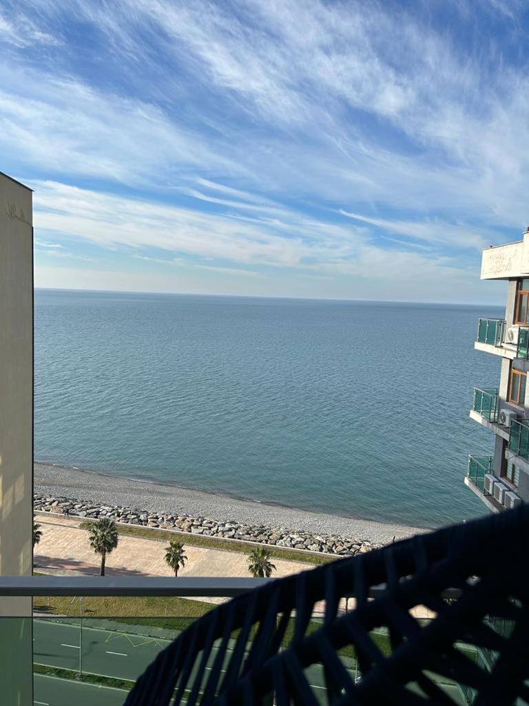 The Fresh Wave Hotel Батуми Стая снимка